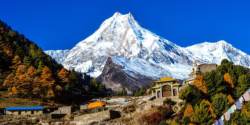 Manaslu circuit trek